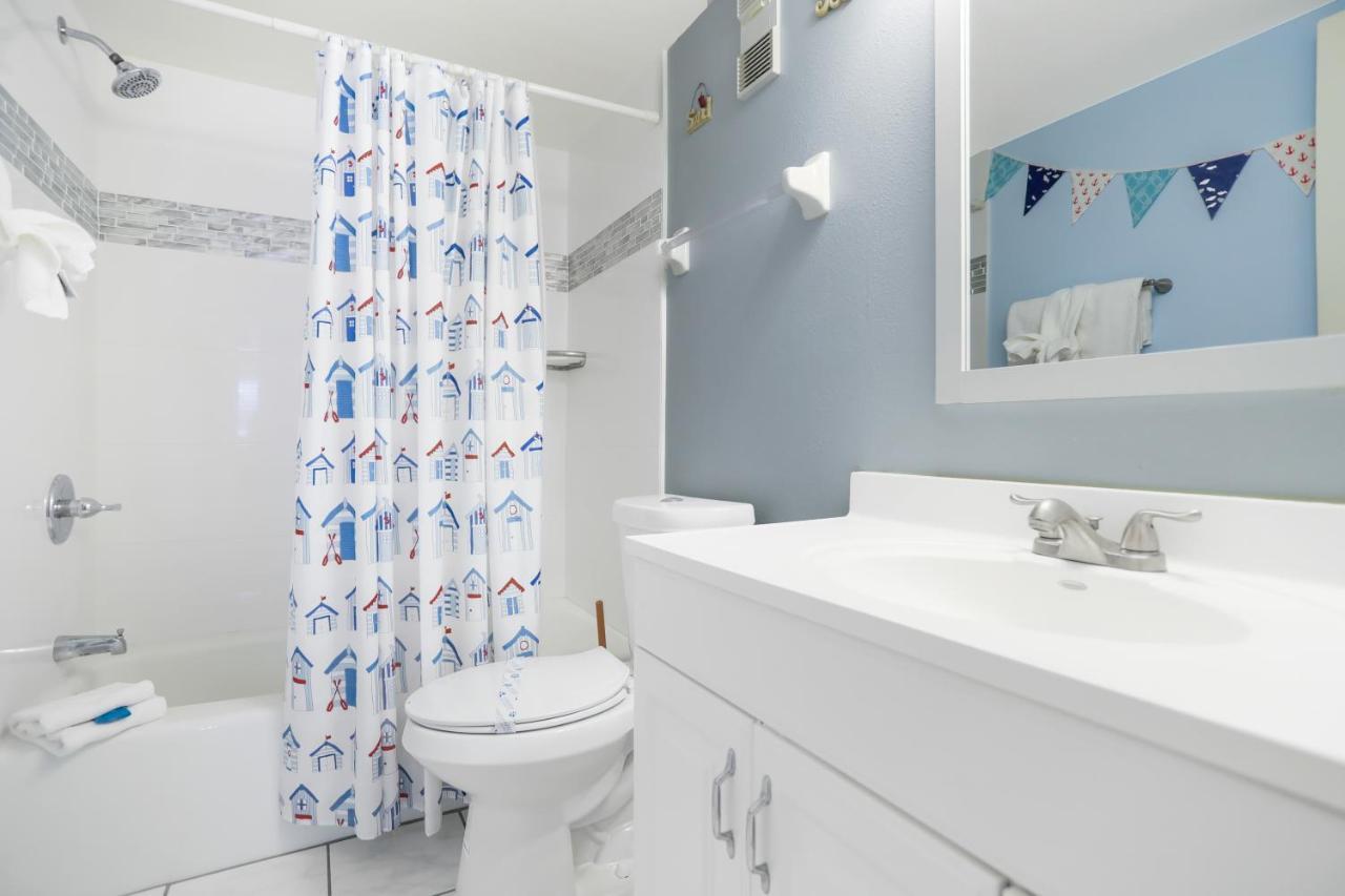 401 Beach Place Condos St. Pete Beach Esterno foto
